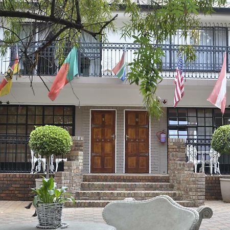 A Knights Rest Guesthouse Pretoria Exterior photo